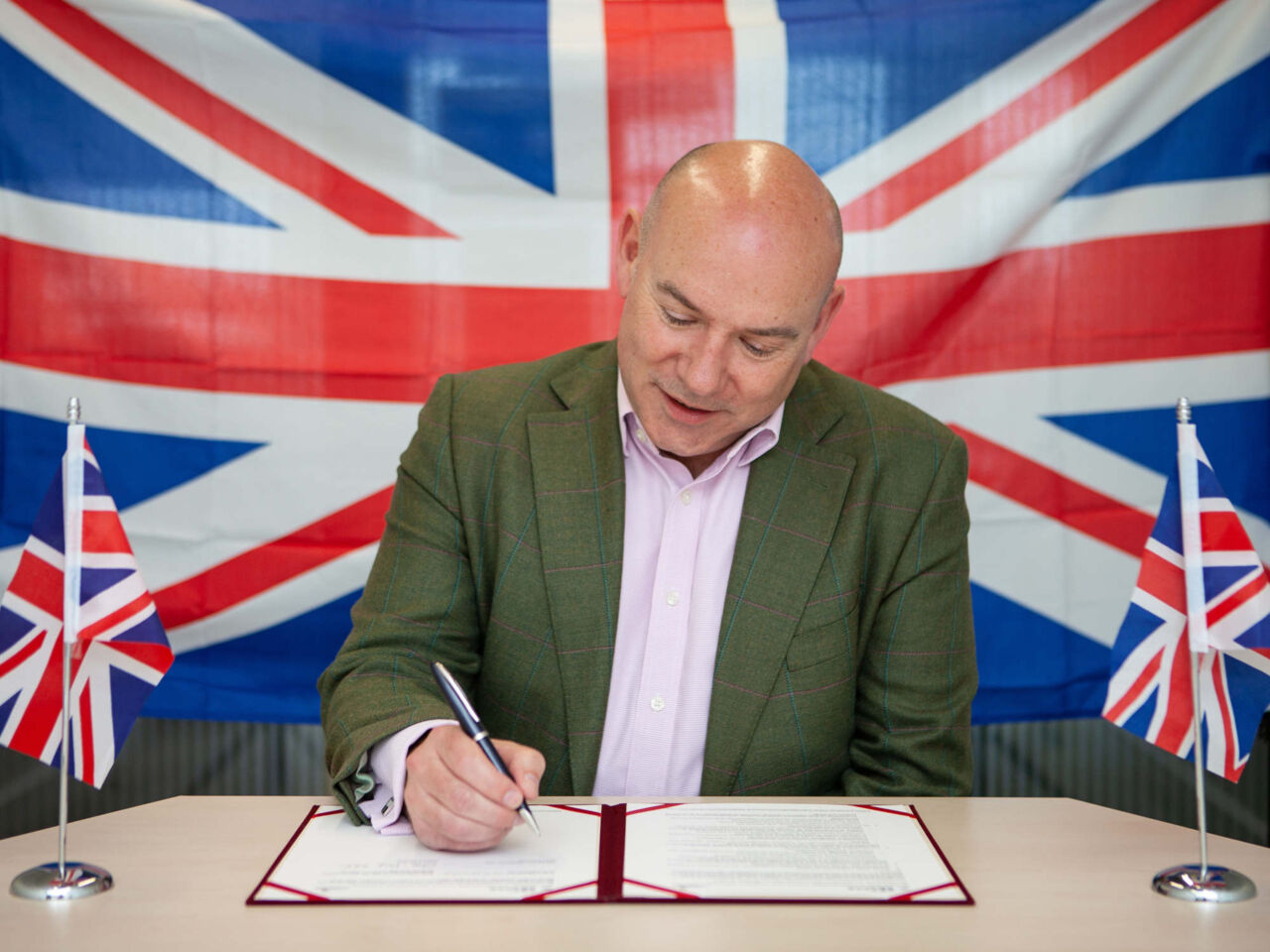 Dr Neil Bentley-Gockmann OBE, Chief Executive, WorldSkills UK signs a partnership with WorldSkills Chinese Taipei on 20 May 2021.
