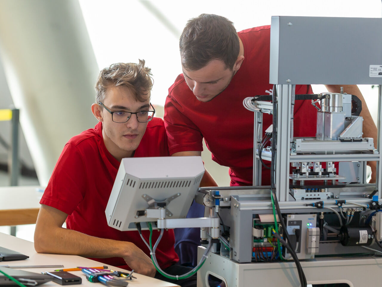 Explore cutting-edge trends and enhance skills in upcoming Festo webinar